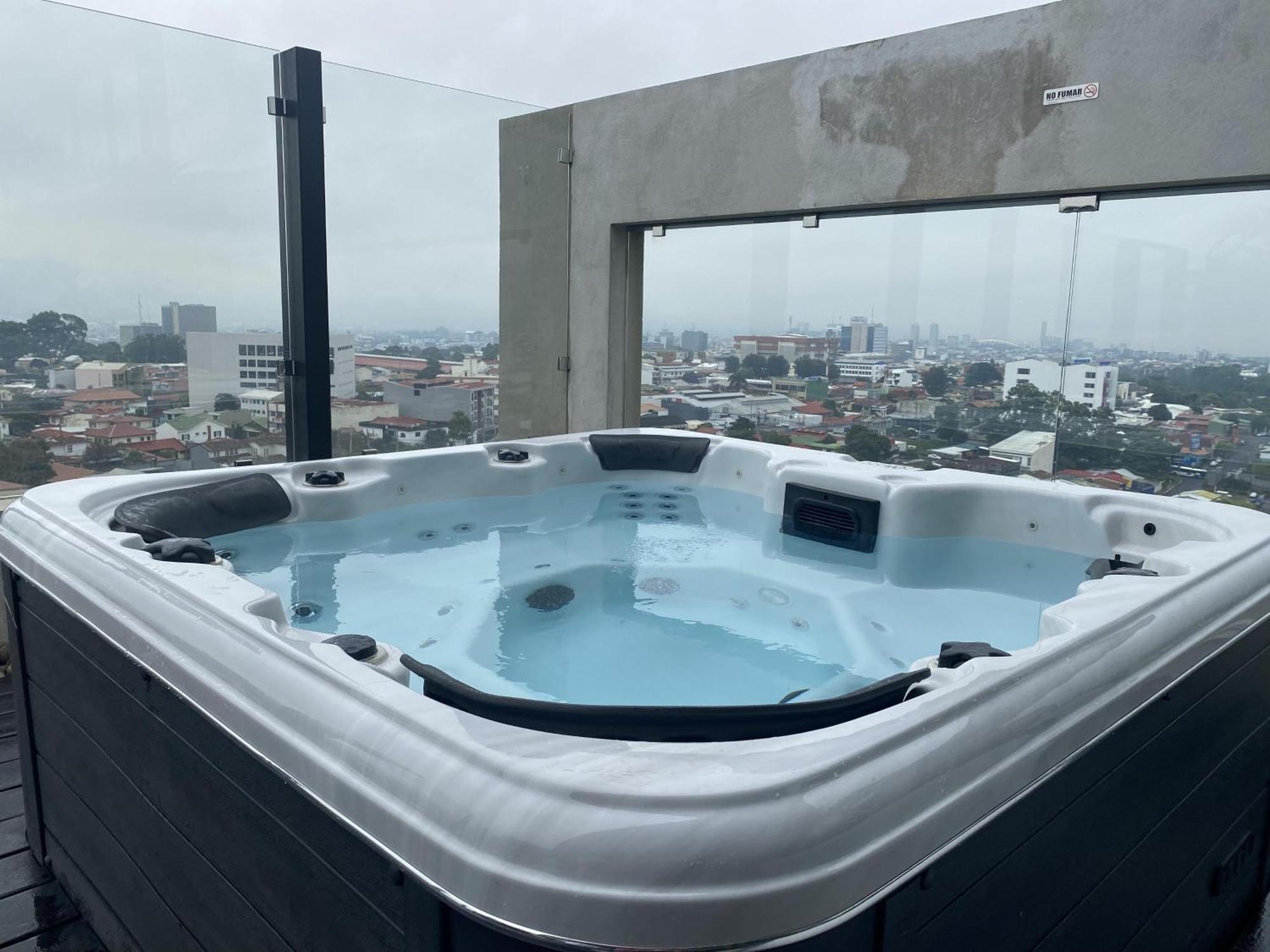 Brand New 1 Bed Loft With Spectacular City View サンホセ エクステリア 写真